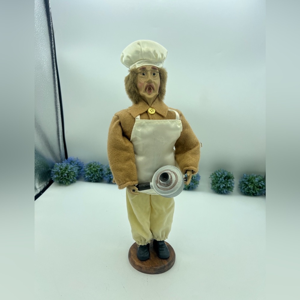 VINTAGE CHEF BAKERS DOLL FIGURINE 12.5”